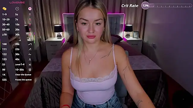 EvaGoddes online show from 11.08.25