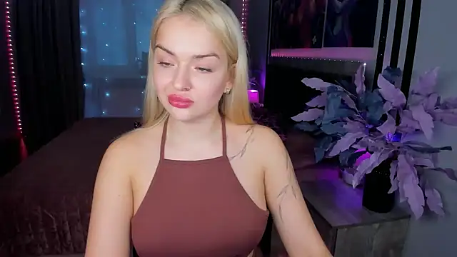 EvaGoddes online show from 03.04.26