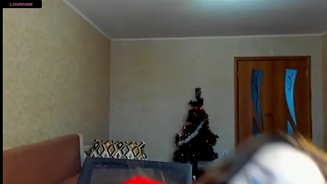 desired zzoya online show from 12.22.25