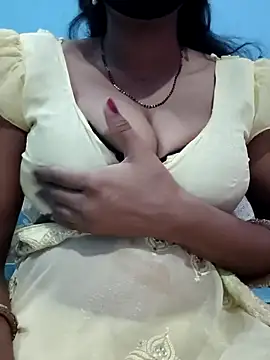 Snapshot of Sexyradha_ chatting on 02.20.26 Sexyradha online show from 02.20.26