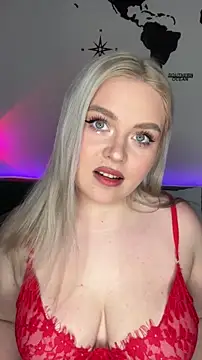 Snapshot of April_Vancee chatting on 10.12.25 April Vancee online show from 10.12.25