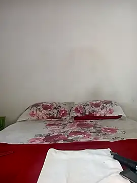 Missvixen81 online show from 02.18.26