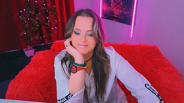 AnielaFox online show from 04.12.26