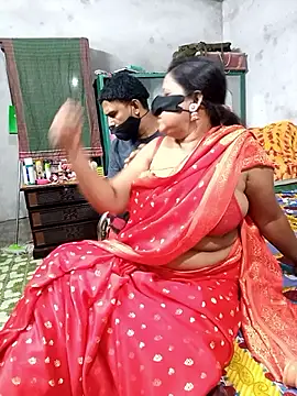 Pakhi Couple 69 online show from 10.14.25