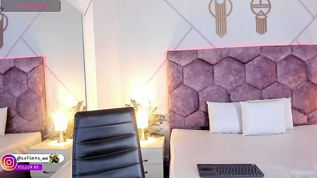 aurora collinss  online show from 02.10.26