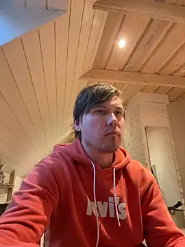 Snapshot of SteelViper chatting on 09.30.25 SteelViper online show from 09.30.25