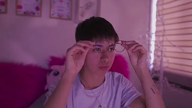 tommy blue online show from 04.18.26