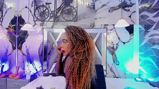CandyMartinez  online show from 05.11.26