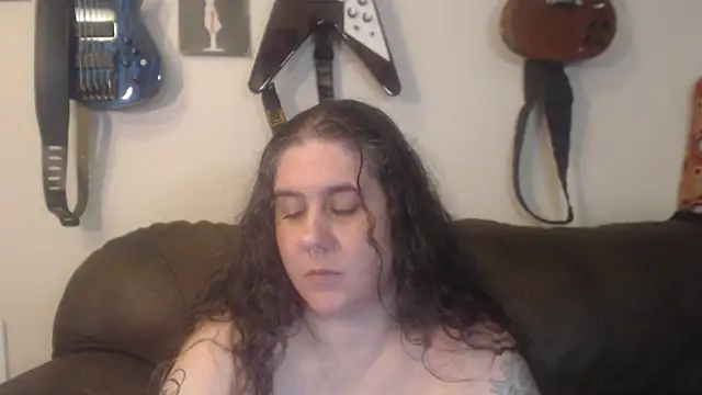 Dreaming Of Blue online show from 03.10.25