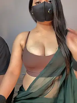 Snapshot of etihotyy chatting on 02.20.26 etihotyy online show from 02.20.26