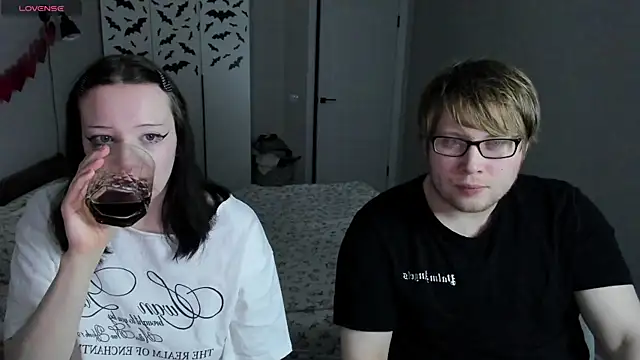 JayMollyy online show from 04.21.26