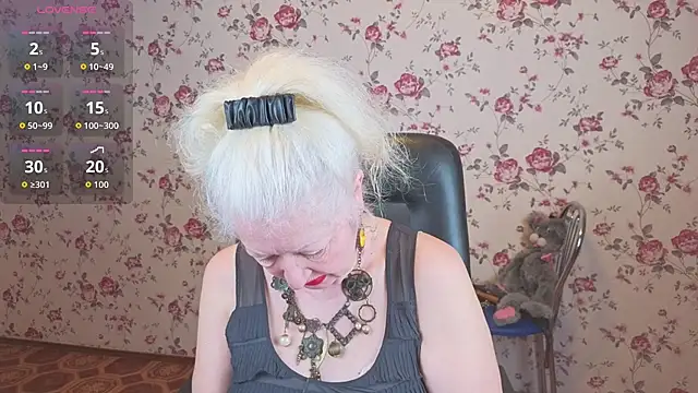 Maya Mayflower online show from 02.06.26