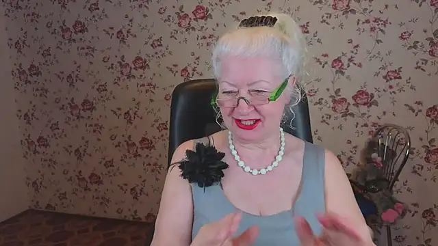 Maya Mayflower online show from 03.09.26