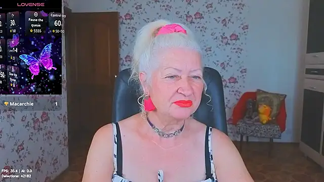 Maya Mayflower online show from 07.03.26