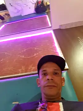 karlossan24 online show from 02.14.26