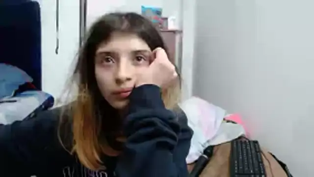 KratosAfroditacs online show from 04.19.26