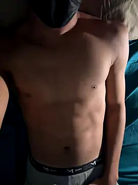 Snapshot of maxx777 chatting on 09.22.25 maxx777 online show from 09.22.25