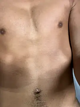 Snapshot of maxx777 chatting on 11.30.25 maxx777 online show from 11.30.25