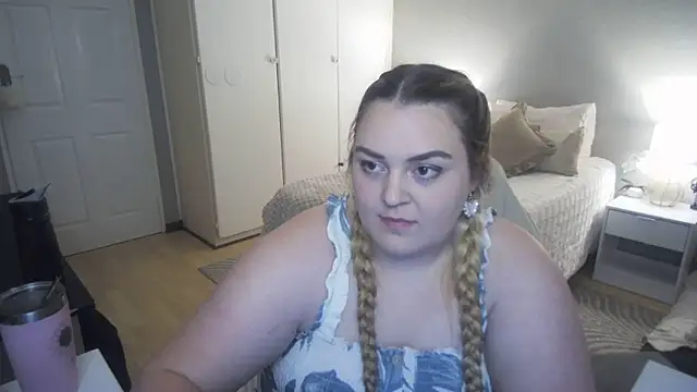 Neytjie online show from 11.17.25