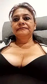 BiancaSteel online show from 11.06.25