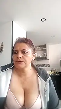 BiancaSteel online show from 11.07.25