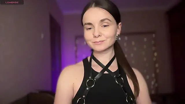 lanaloulou online show from 10.24.25