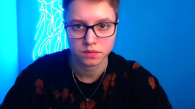 Bella Swannn online show from 03.11.25