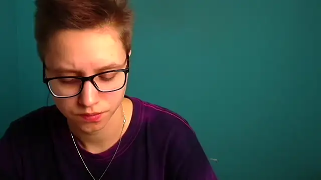 Bella Swannn online show from 03.21.25