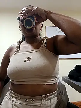 Ariana Rodriguez online show from 04.18.26