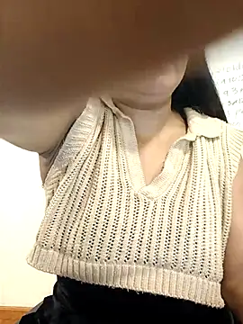 Snapshot of Ariana_Rodriguez chatting on 05.05.26 Ariana Rodriguez online show from 05.05.26