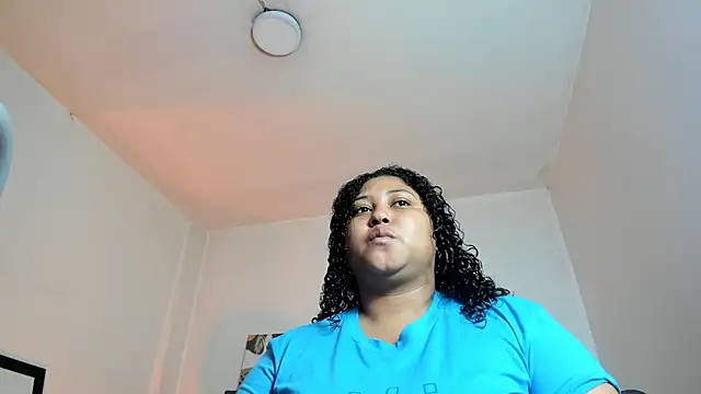 Ayliinn  online show from 11.25.25