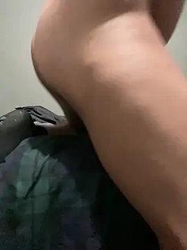 Snapshot of Ekra98 chatting on 12.15.25 Ekra98 online show from 12.15.25