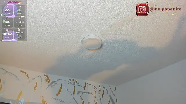 Snapshot of Cristal_Velle chatting on 07.31.26 Cristal Velle online show from 07.31.26