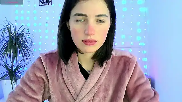 neferutt online show from 11.21.25