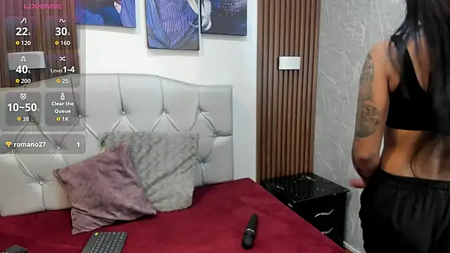 Devil AliceXo online show from 10.27.25