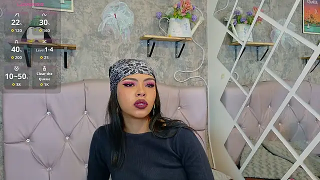 Devil AliceXo online show from 12.19.25