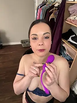 Snapshot of Biana_Fernan chatting on 03.15.25 Biana Fernan online show from 03.15.25