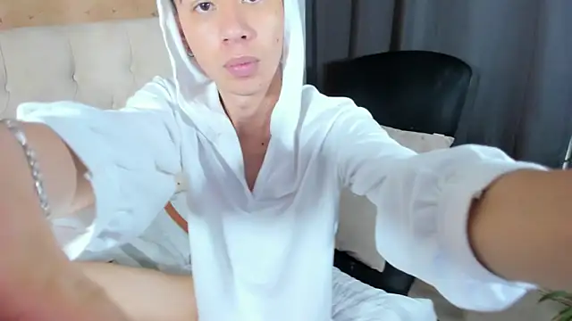 Snapshot of dads_rider chatting on 03.04.25 dads rider online show from 03.04.25