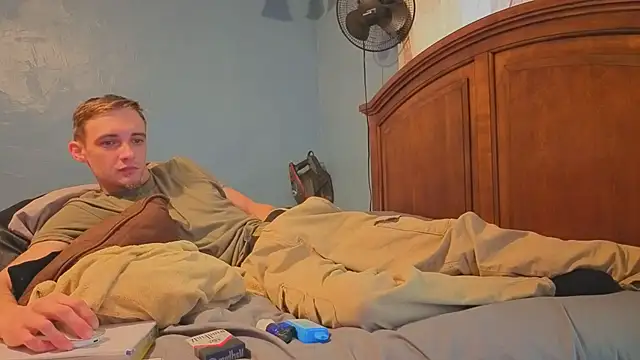 Ilovepussy1911 online show from 03.31.26