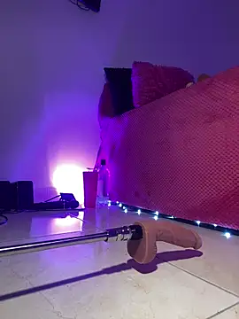 Amorkiss  online show from 02.23.26