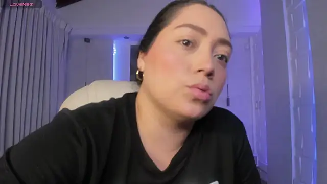 heidy johns online show from 10.18.25