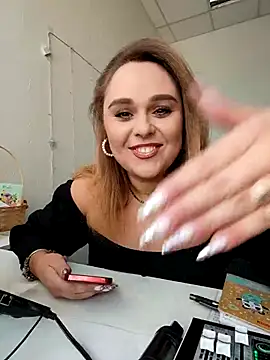 Juicy PeachLux online show from 03.21.25