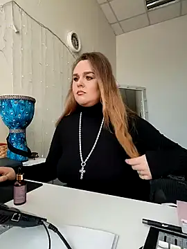 Juicy PeachLux online show from 03.22.26