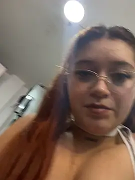 Karina Leon online show from 06.03.26