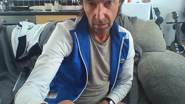 Snapshot of Grower_and_shower chatting on 09.12.25 Grower and shower online show from 09.12.25