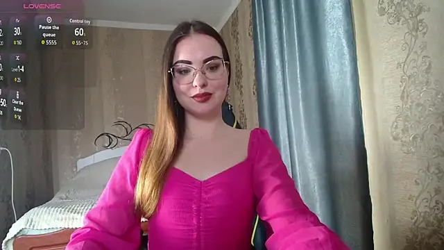 Leila Kissyu online show from 04.14.26