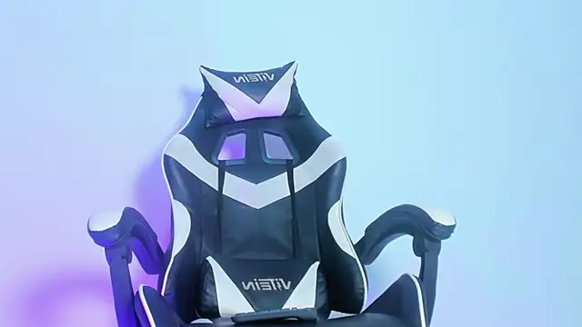 Alaska jonesxx online show from 03.18.25