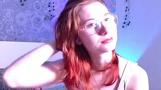 Snapshot of Cute_Cate404 chatting on 09.18.25 Cute Cate404 online show from 09.18.25