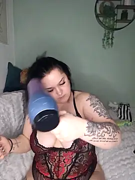 Saucy-Serenity online show from 02.13.26