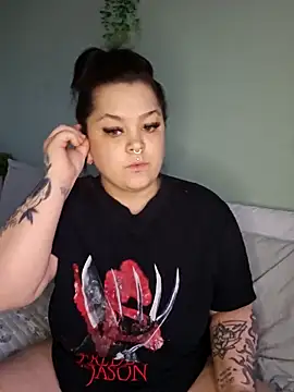 Saucy-Serenity online show from 05.10.26